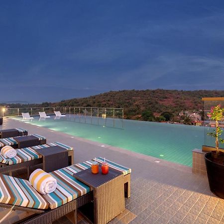 The Fern Habitat, Candolim, Goa ภายนอก รูปภาพ