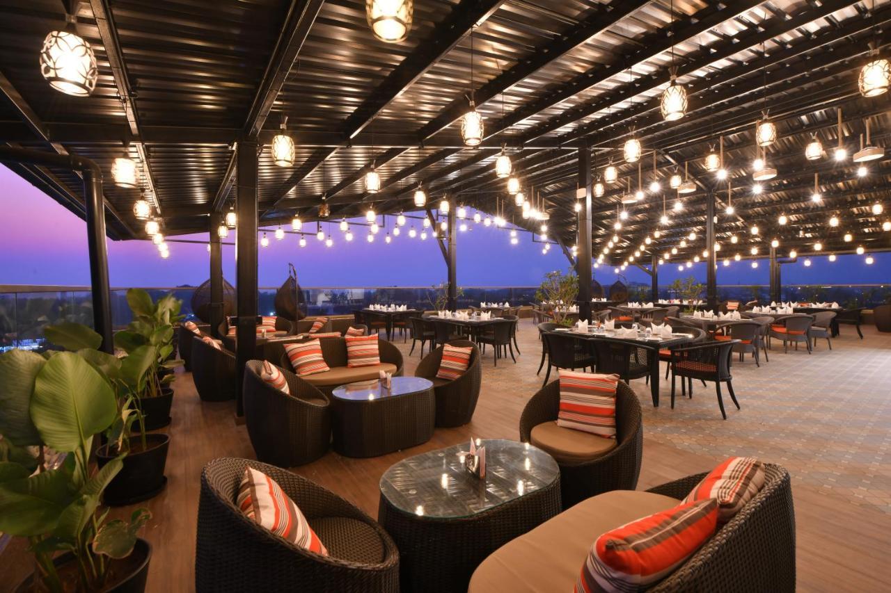 The Fern Habitat, Candolim, Goa ภายนอก รูปภาพ
